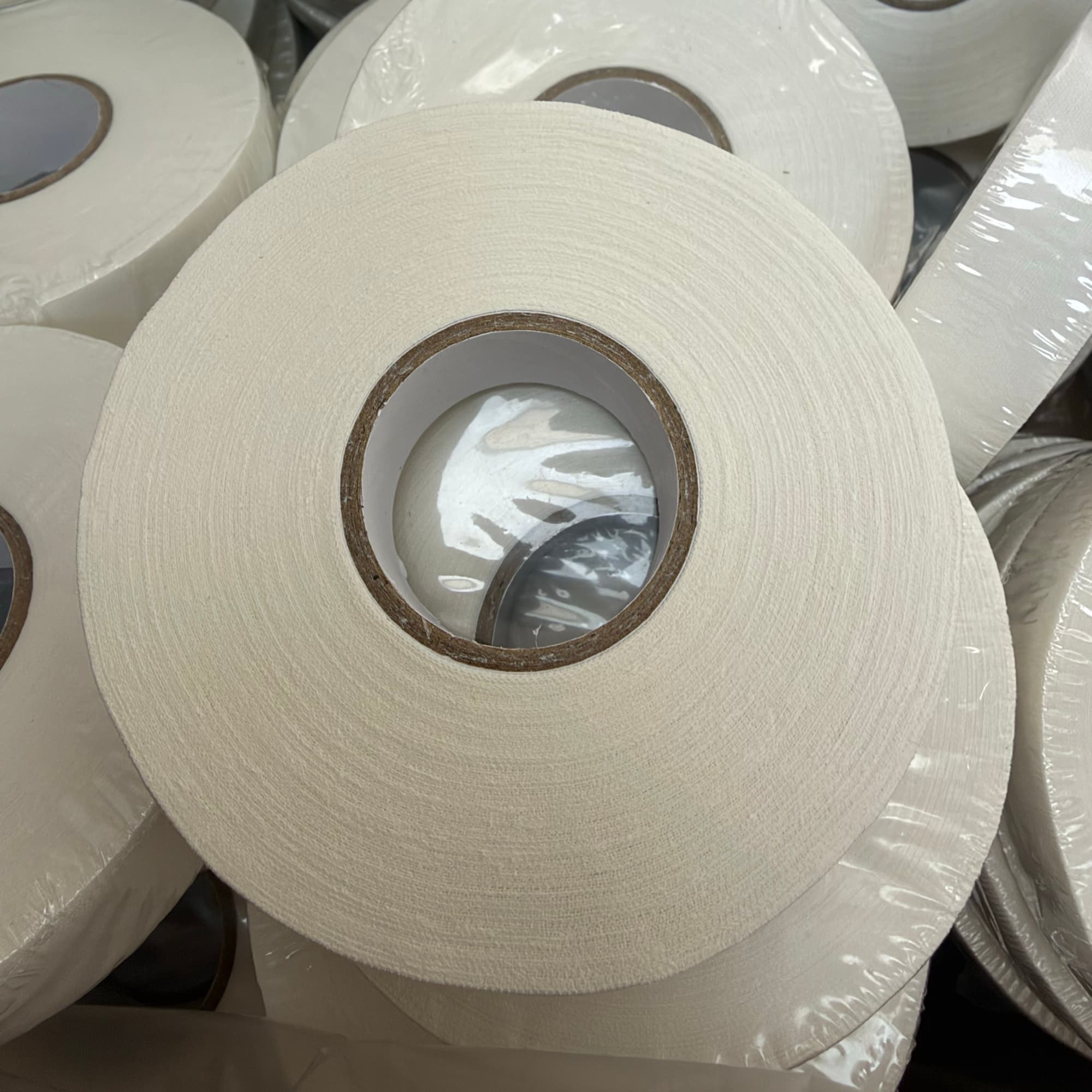White Cloth Hockey Tape 25mm x 25m